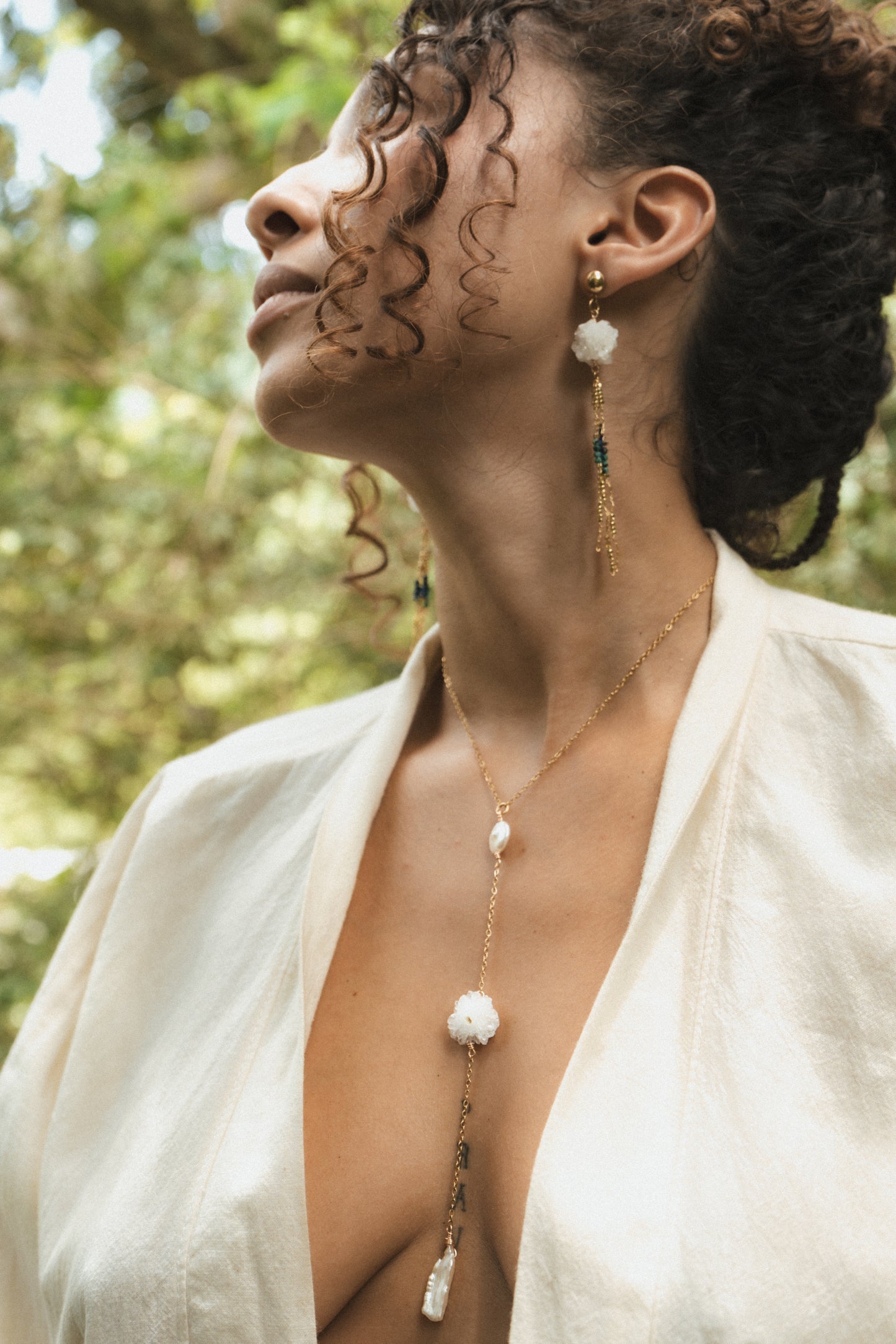 Aretes susurro ancestral