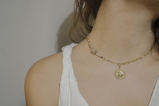 Choker sol de medio día
