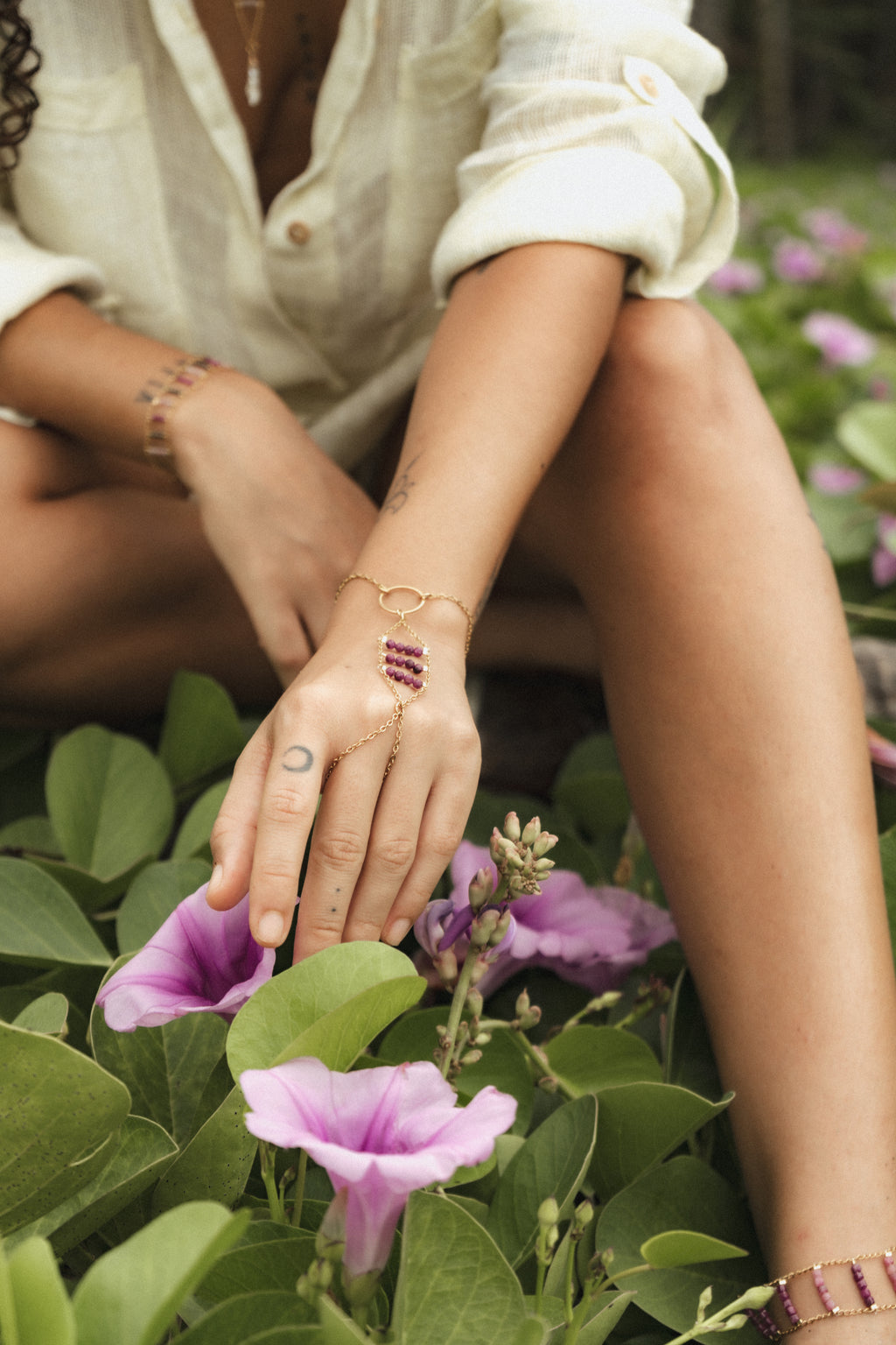 Pulsera manos de sabiduría