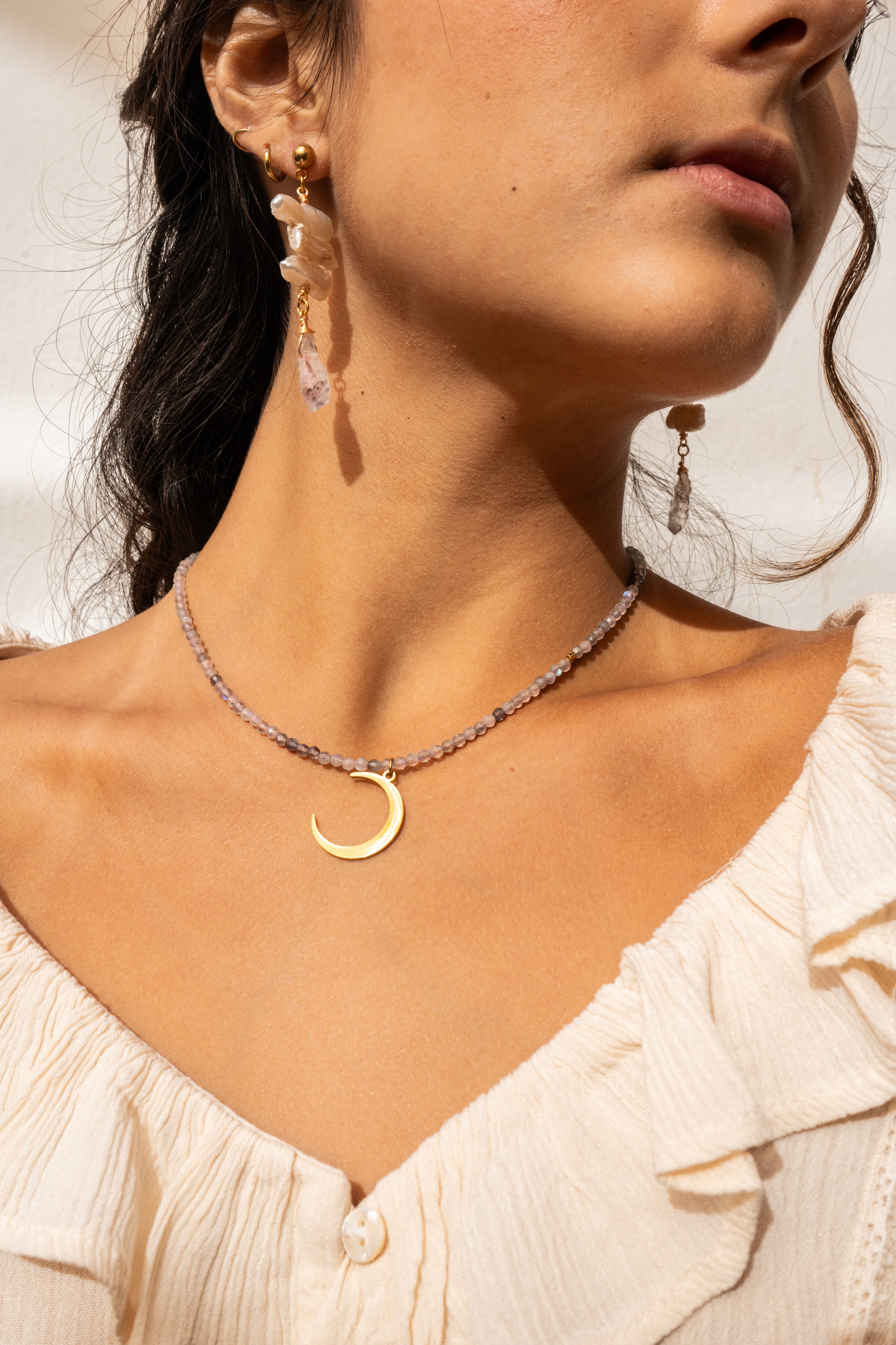 Collar portal de luna
