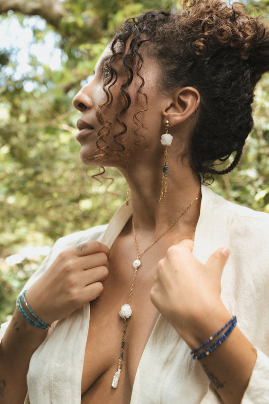 Aretes susurro ancestral